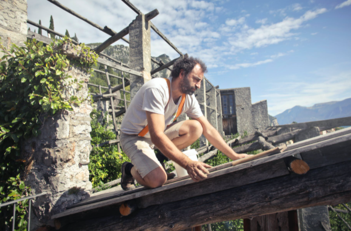 Signs of Damaged Roof