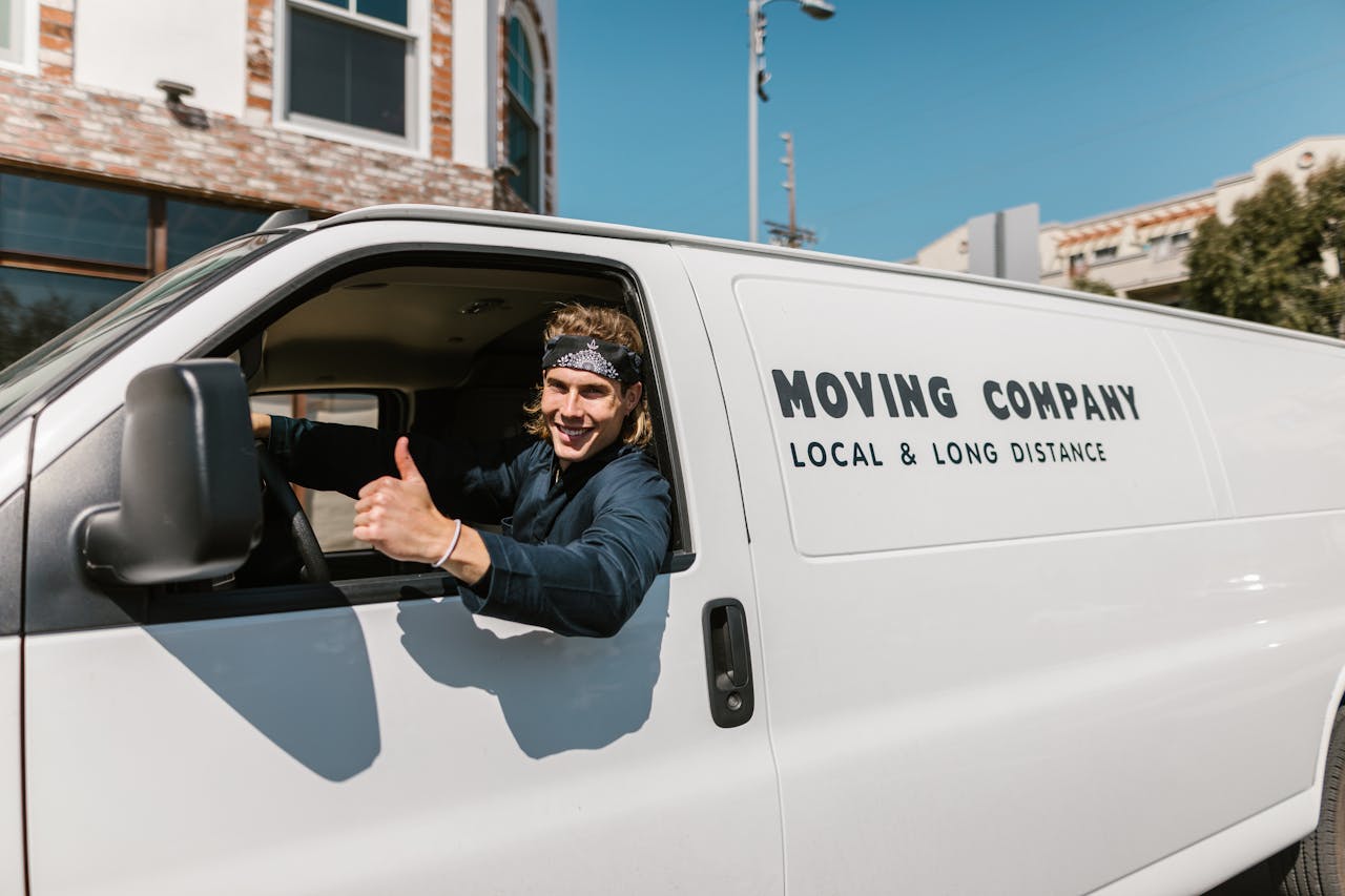 Need to Move a Few Items? Here’s When to Call a Man and Van